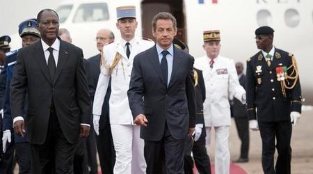 Nicolas Sarkozy à son arrivée à Yamoussoukro le 21 mai 2011.